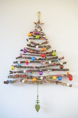 Monte árvores de Natal com suas crianças: ideias para painéis e pinheiros -  Educa Criança